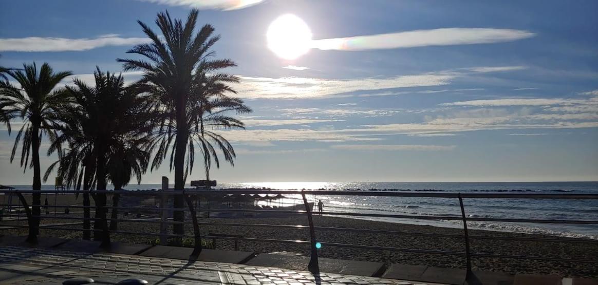 La Luna Blanca Torremolinos Bagian luar foto